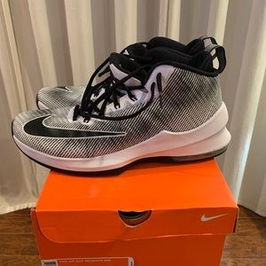 Nike Air Max Infuriate Mid